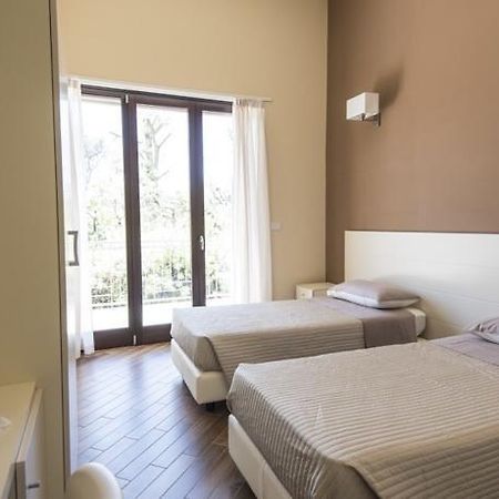 Hotel Golden House Mesagne Zewnętrze zdjęcie