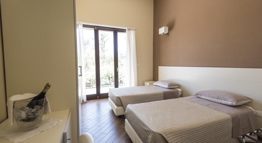 Hotel Golden House Mesagne Zewnętrze zdjęcie