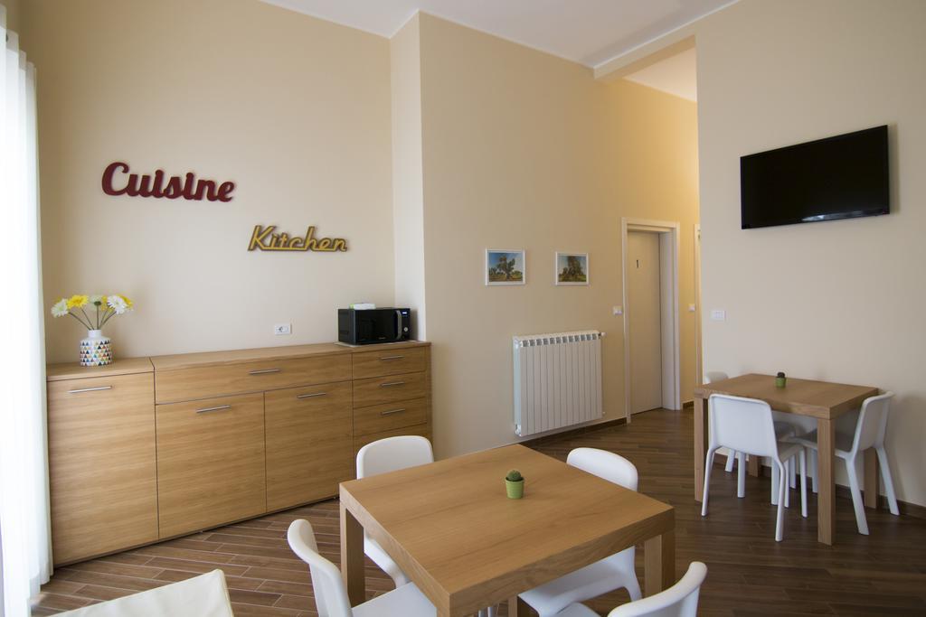Hotel Golden House Mesagne Zewnętrze zdjęcie
